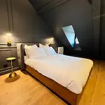 Chez Sandrine, Mon Elegant + Parking Apartment