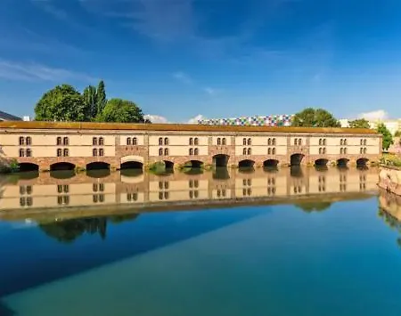 Chez Sandrine, Mon Elegant + Parking