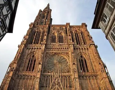 Apartment Chez Sandrine, Mon Elegant + Parking *