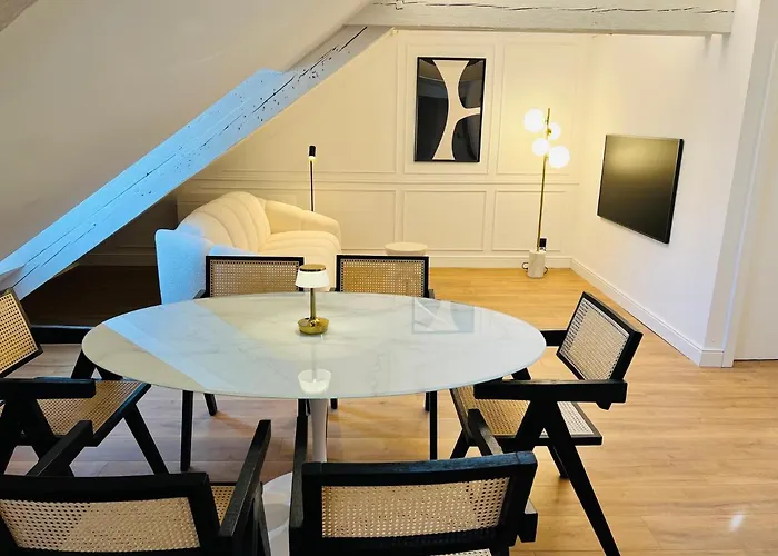Chez Sandrine, Mon Elegant + Parking