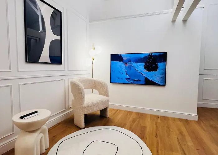 公寓 Chez Sandrine, Mon Elegant + Parking